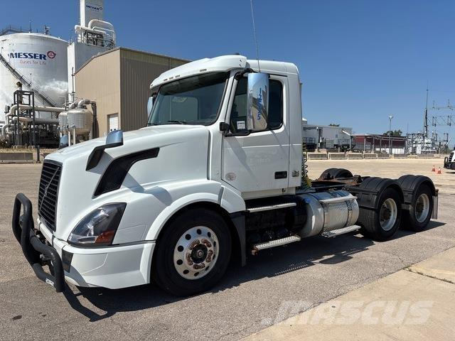 Volvo VNL Vlačilci