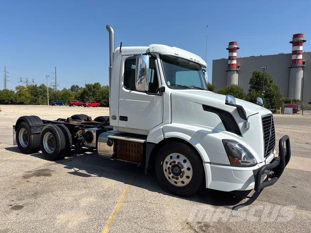Volvo VNL Vlačilci