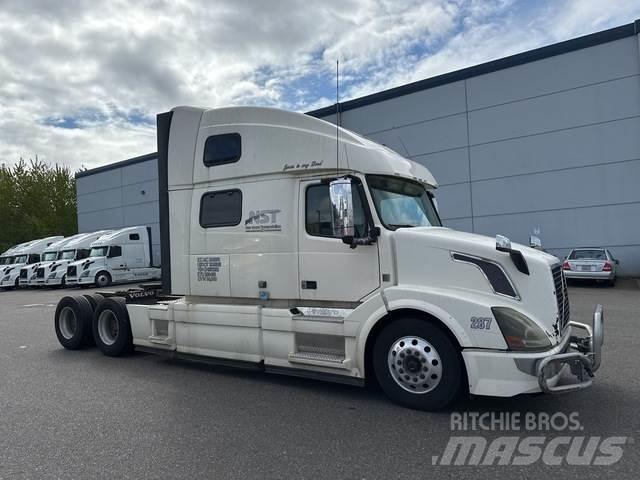 Volvo VNL 780 Vlačilci