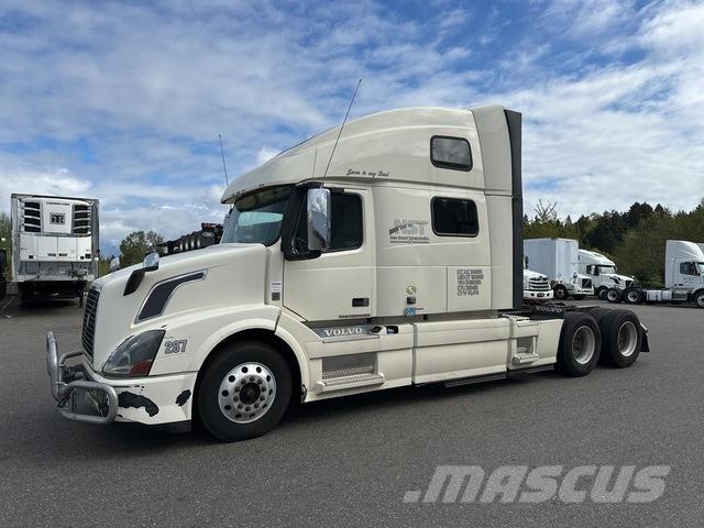 Volvo VNL 780 Vlačilci