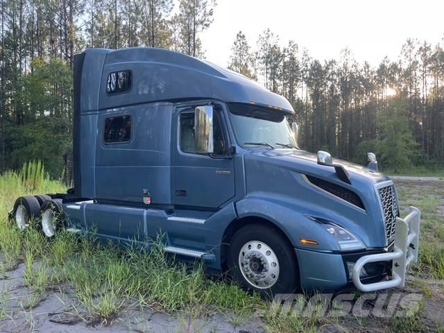 Volvo VNL860 Vlačilci