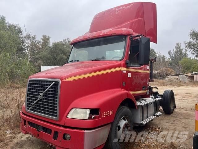 Volvo VNM Vlačilci