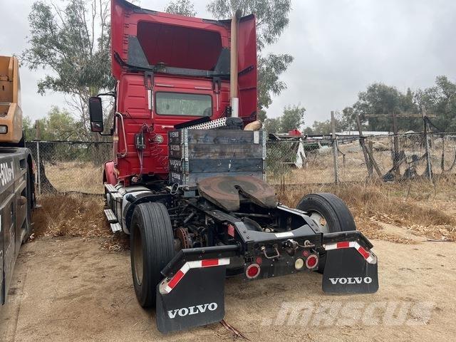 Volvo VNM Vlačilci