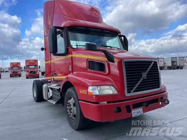 Volvo VNM Vlačilci