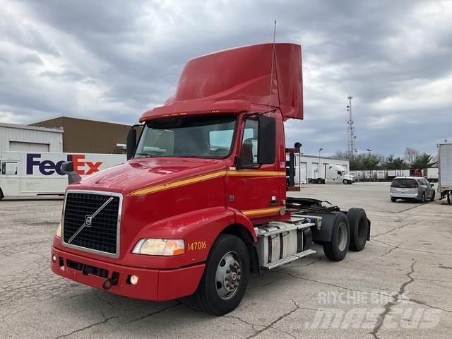 Volvo VNM Vlačilci