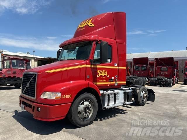 Volvo VNM Vlačilci