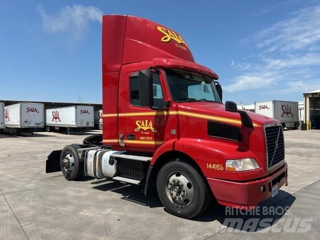 Volvo VNM Vlačilci