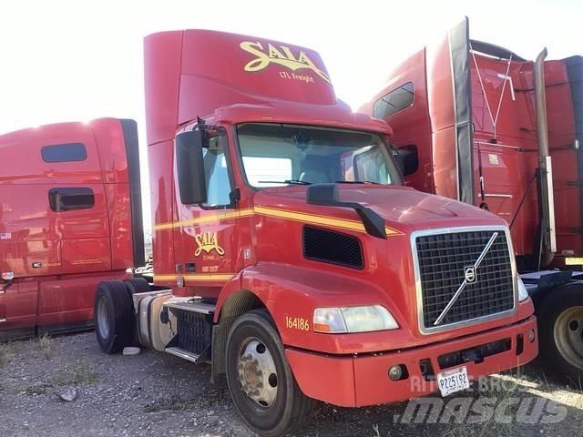 Volvo VNM Vlačilci