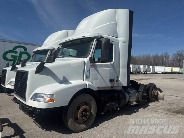 Volvo VNM Vlačilci