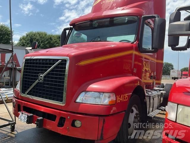 Volvo VNM Vlačilci
