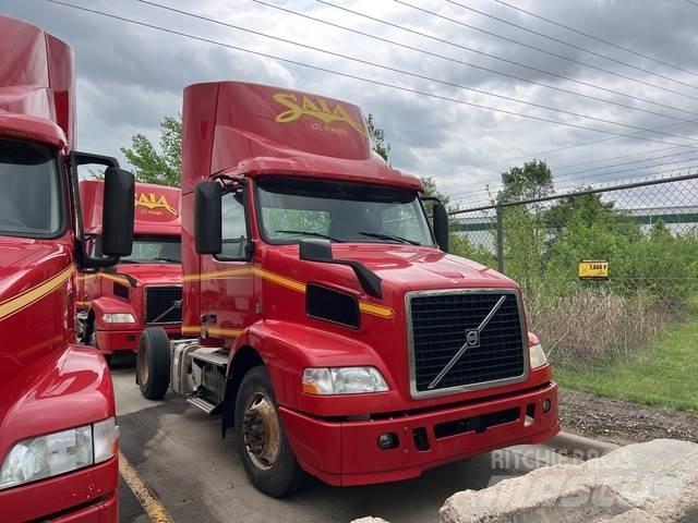 Volvo VNM Vlačilci