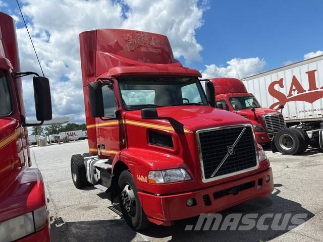 Volvo VNM Vlačilci