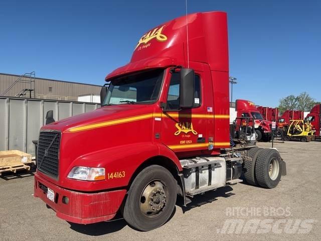 Volvo VNM Vlačilci