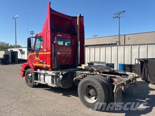 Volvo VNM Vlačilci