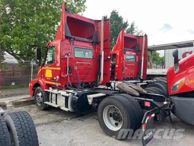 Volvo VNM Vlačilci