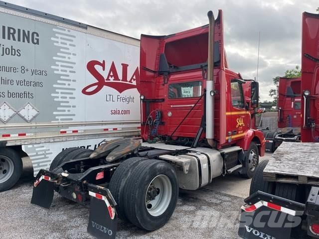 Volvo VNM Vlačilci