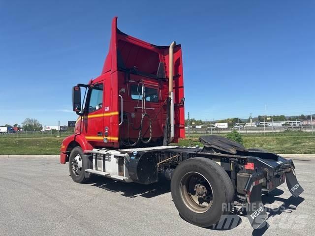 Volvo VNM Vlačilci