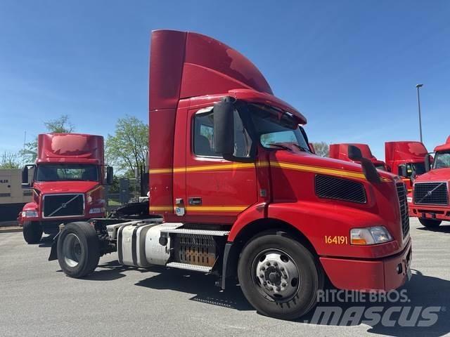 Volvo VNM Vlačilci