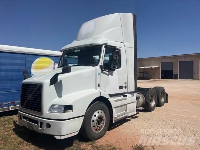 Volvo VNM Vlačilci