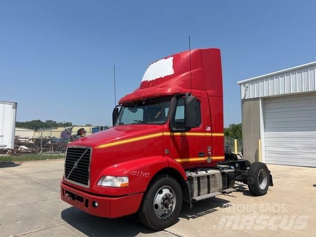 Volvo VNM Vlačilci