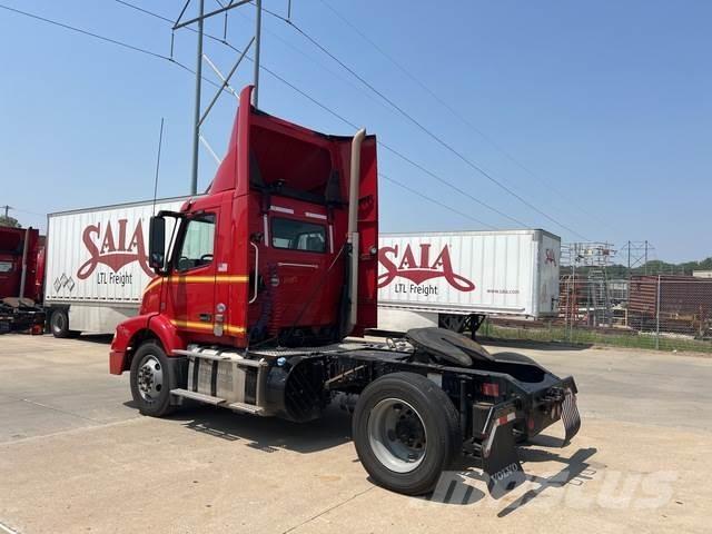 Volvo VNM Vlačilci