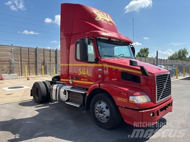 Volvo VNM Vlačilci