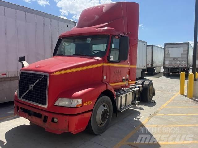 Volvo VNM Vlačilci