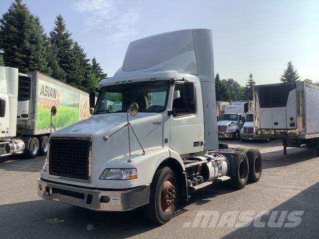 Volvo VNM Vlačilci