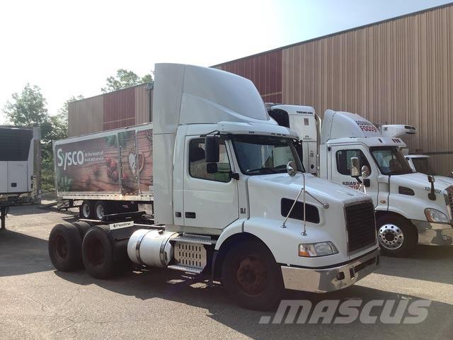 Volvo VNM Vlačilci