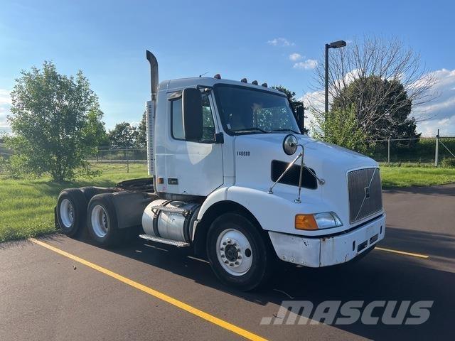 Volvo VNM Vlačilci