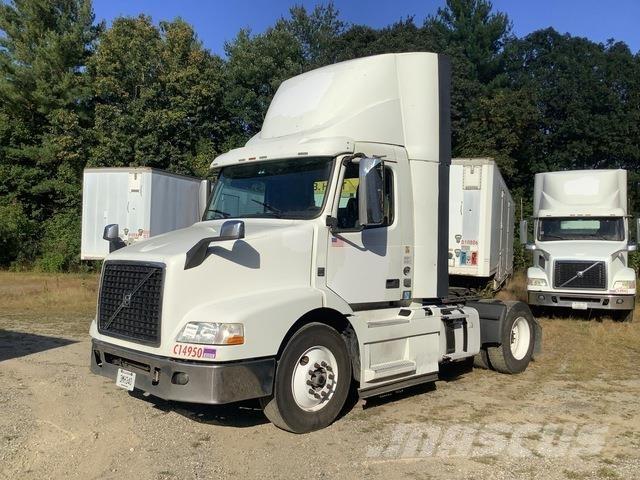 Volvo VNM Vlačilci