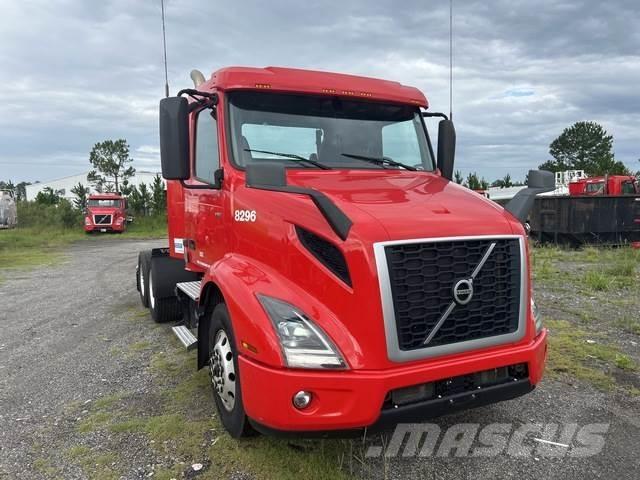 Volvo VNR Vlačilci