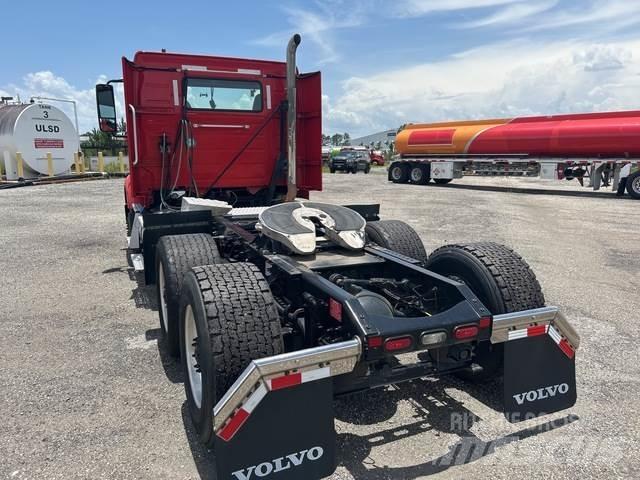 Volvo VNR Vlačilci