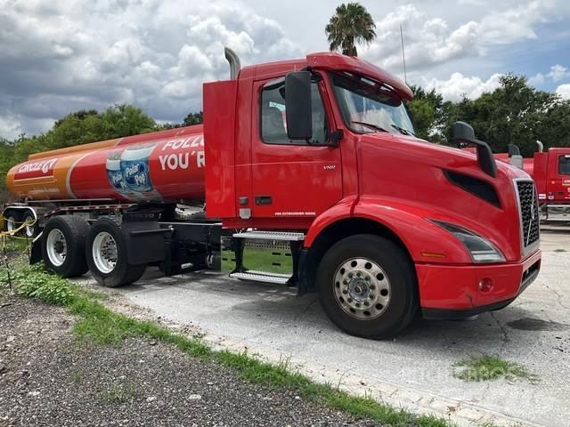 Volvo VNR Vlačilci