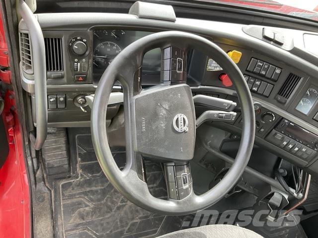Volvo VNR Vlačilci