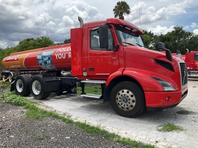 Volvo VNR Vlačilci