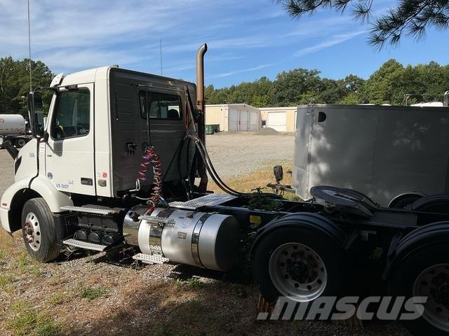 Volvo VNR Vlačilci