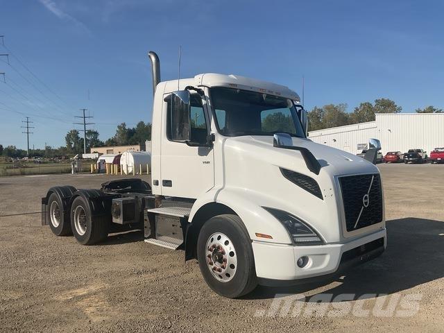 Volvo VNR Vlačilci