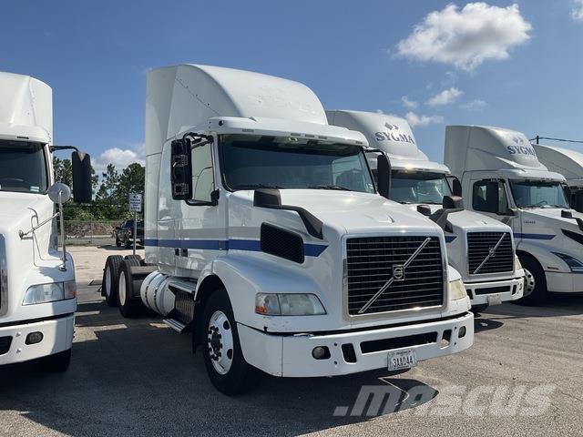 Volvo VNR64T Vlačilci