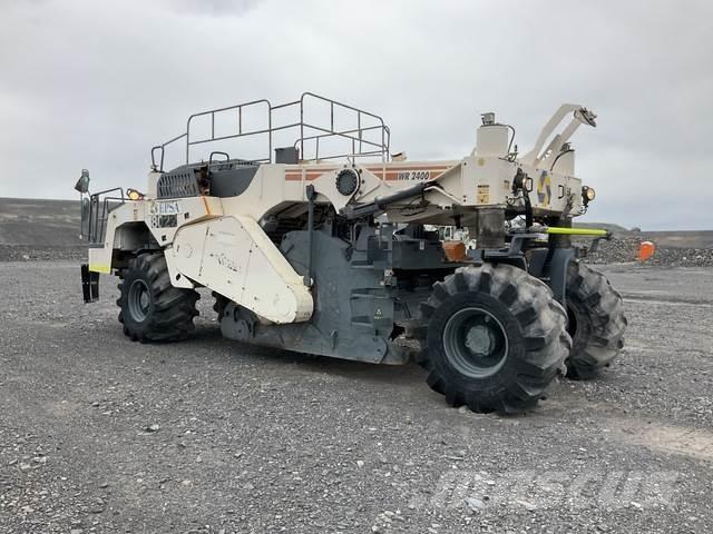 Wirtgen 2400 Kompaktorji tal