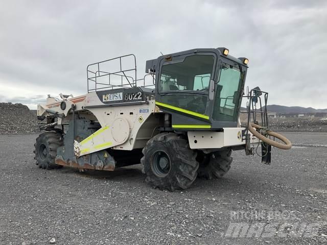 Wirtgen 2400 Kompaktorji tal