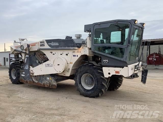 Wirtgen WR2000 Kompaktorji tal