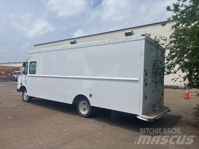 Workhorse P42 Zabojni kombi