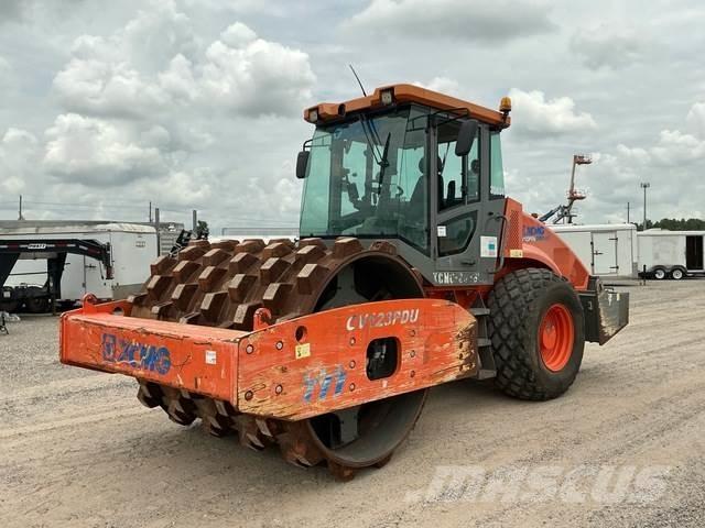 XCMG CV123PDU Enojni valjarji
