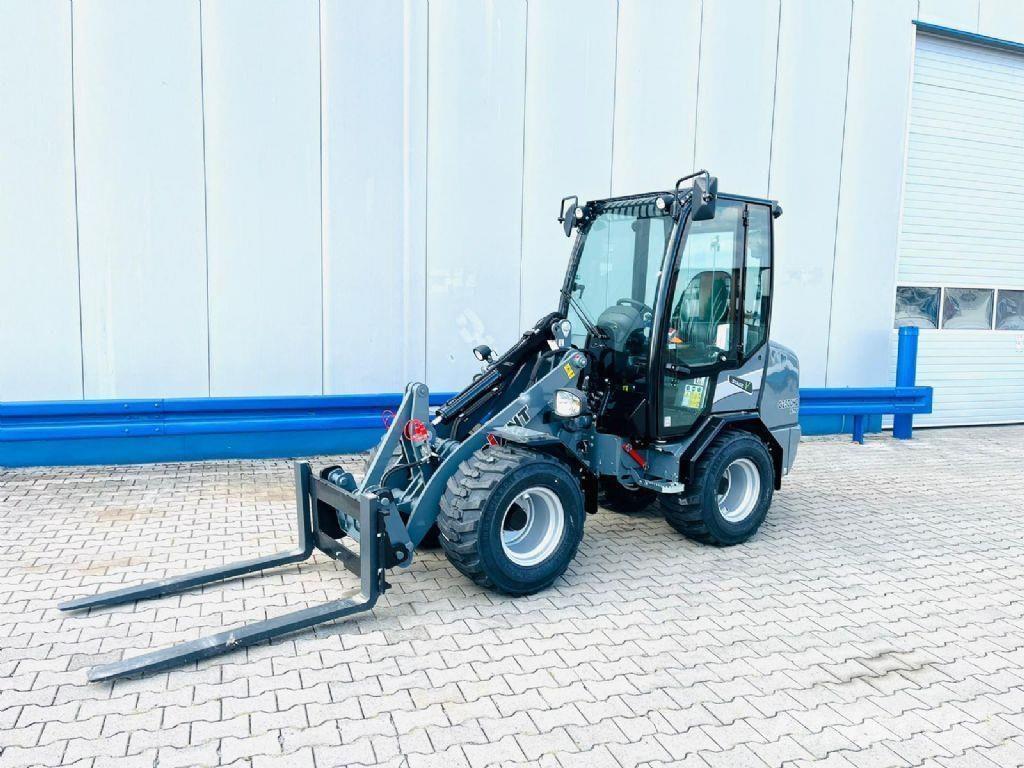 GiANT G2500 X-TRA HD Kolesni nakladalci
