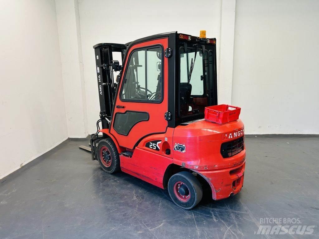 Hangcha CPCD25-XRW92F Dizelski viličarji