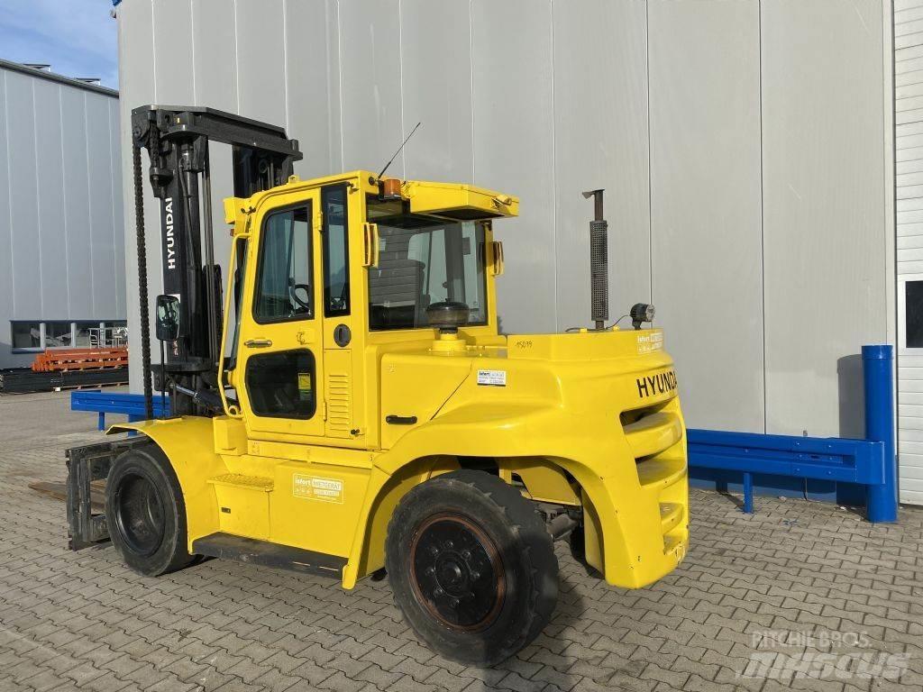 Hyundai 80D-7E Dizelski viličarji