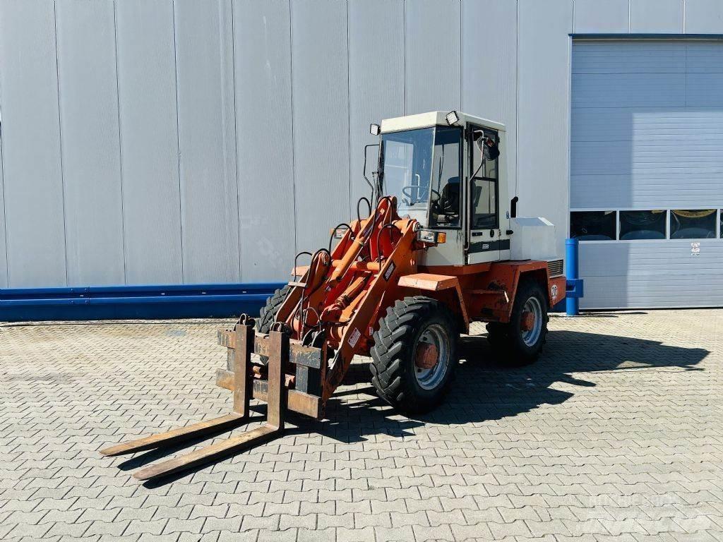 Schaeff KL835 Skid steer mini nakladalci