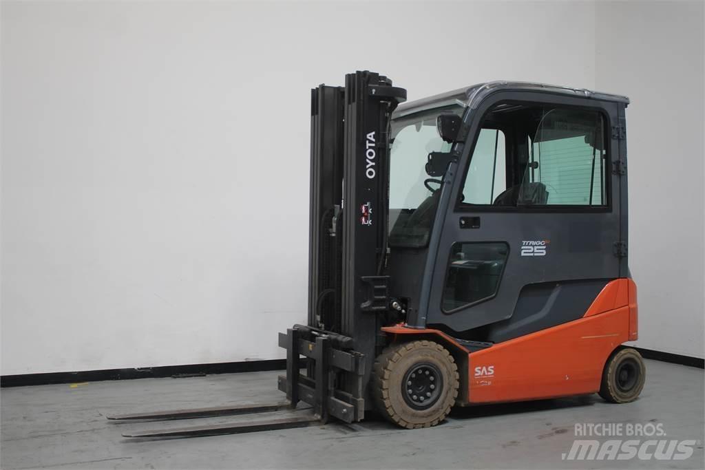 Toyota 8FBMT25 Električni viličarji