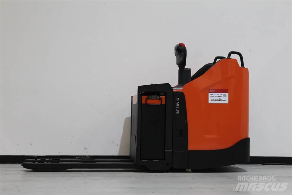 Toyota LPE220 Električni nizko dvižni viličar